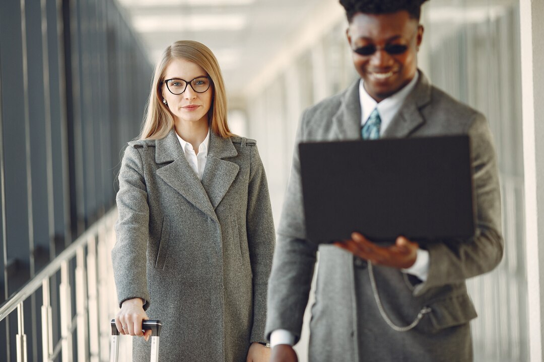 Guide on $100k USA Visa Sponsorship Opportunities in 2025